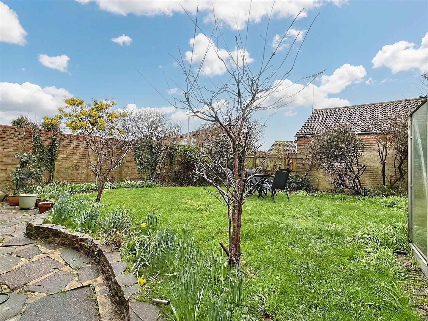 Property Details for Sturdee Close Eastbourne BN23 6AZ Town Property